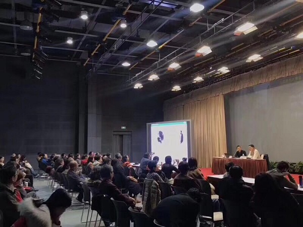 �������Ǯ�����������������й����˻�����ʵ�й���������������һ���Ļ��������Ļ���