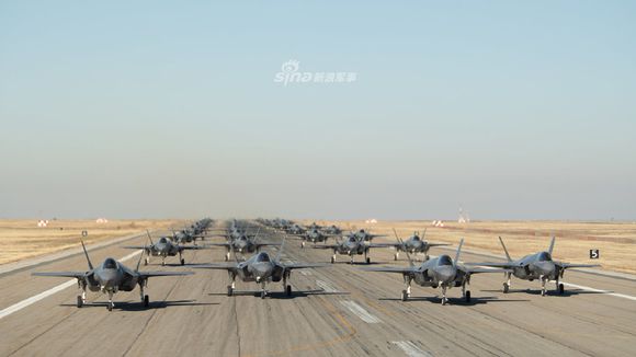 ��������½ս�ӽ���20��F-35Bս���������������������Ӣ����������
