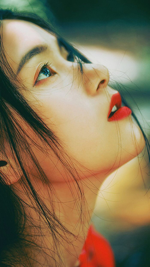 ���ڰְֵľ޴���д��ҵ|����ĺ���