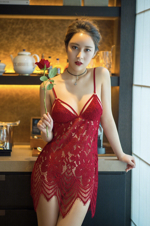 �ҹ�����С��|Ů����ˮ